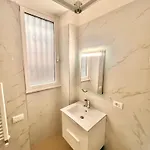 Double With Private Bathroom In Shared * Rome
